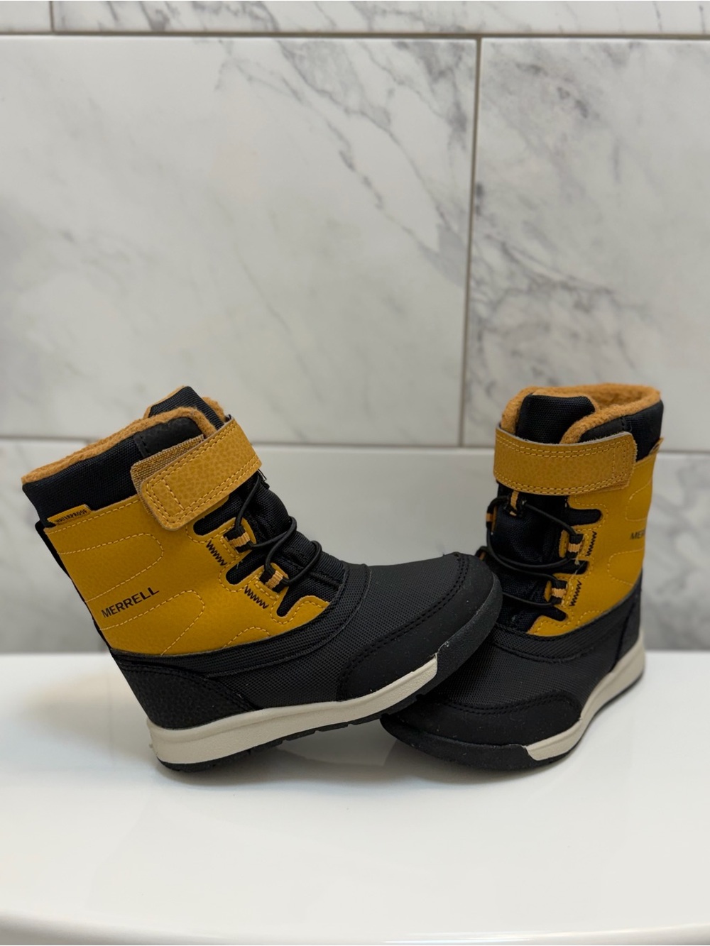 Merrell Kids' Black & Mustard Winter Boots size 7M
